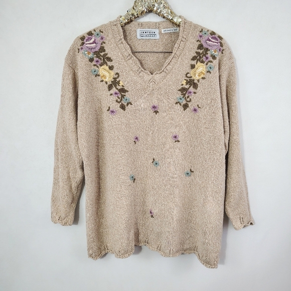 Vintage Sweaters - Vintage 90s Jantzen Women's Tan Plus Size Floral Embroidery Sweater Cottagecore